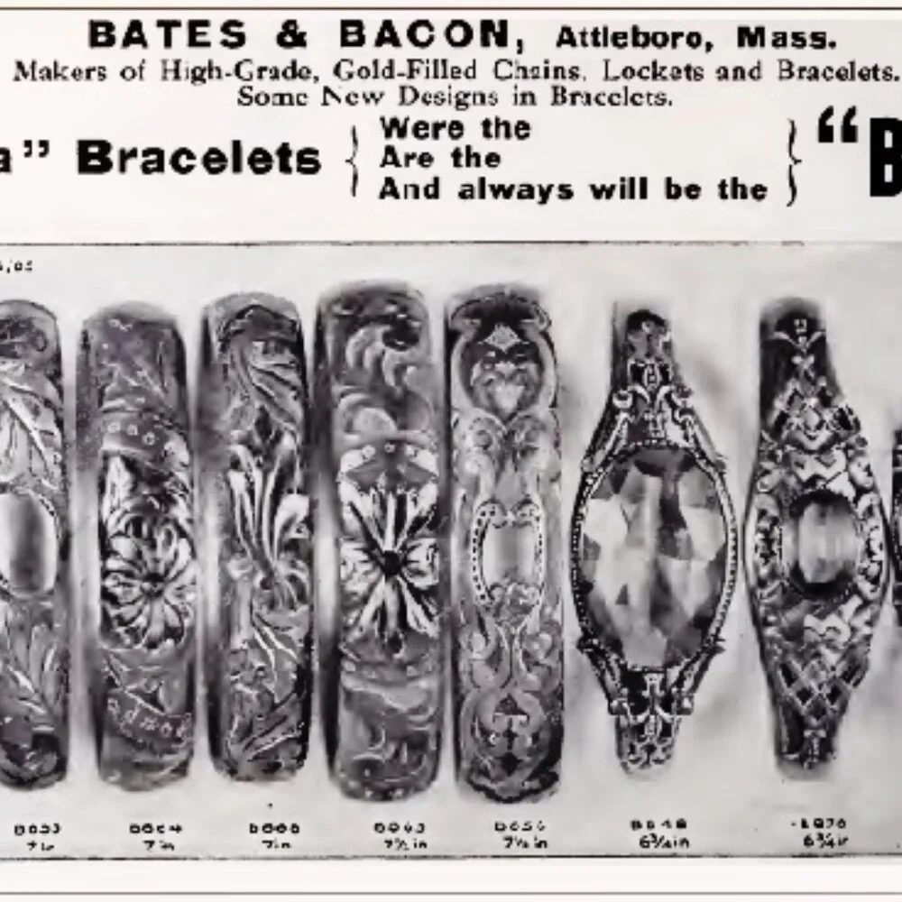 antique art deco gold locket - Picture 7 of 7